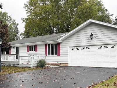 6371 Badger Dr, Lockport, NY, 14094