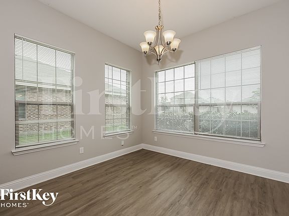 5th image of 15630 Gatsby Ln