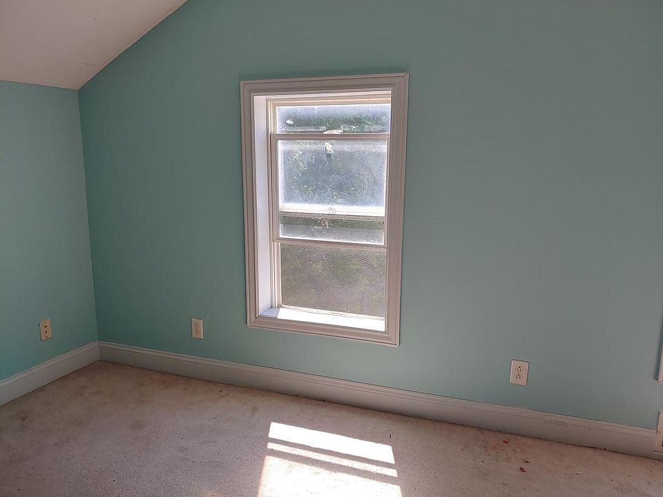1st image of 1203 Lakeshore Dr
