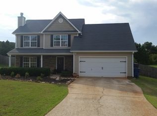 504 Hemlock Dr, Winder, GA 30680