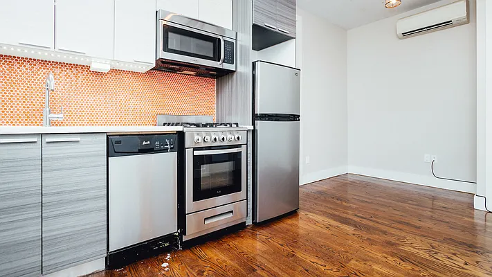 Rented by Nooklyn NYC LLC | media 1