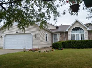 912 Washington Ave, Winthrop Harbor, IL