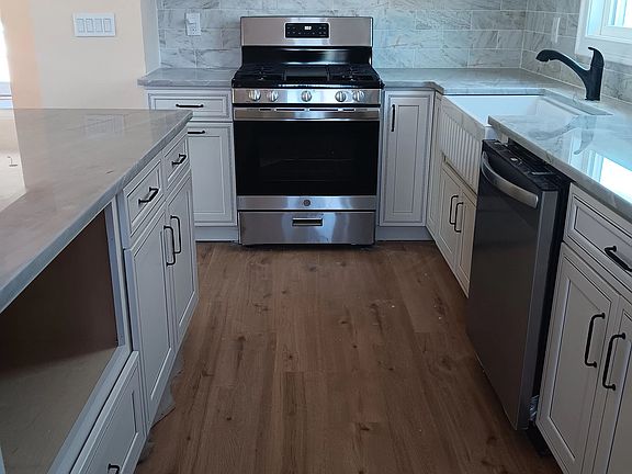 3rd image of 87 Sobro Ave