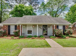 753 Clearmont Dr, Pearl, MS 39208