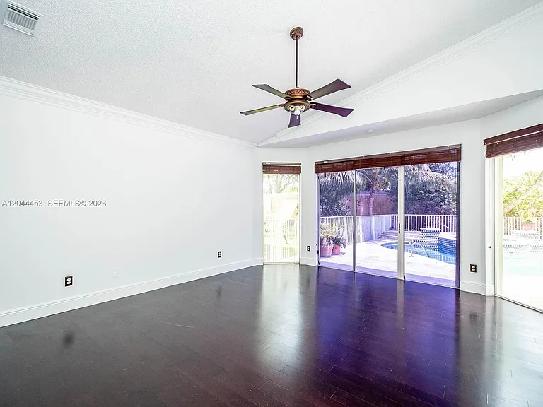 351 SW 184th Ter #0 — Photo 32