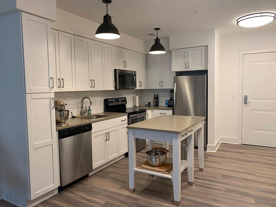 751 Thornton Way Alexandria VA Zillow