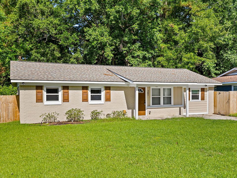 1st image of 305 Elliott Dr