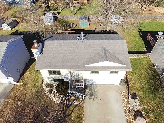 2nd image of 2854 Sterling Dr