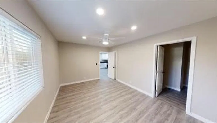 4 bed, 1200 sqft, $6,300 — Photo 4