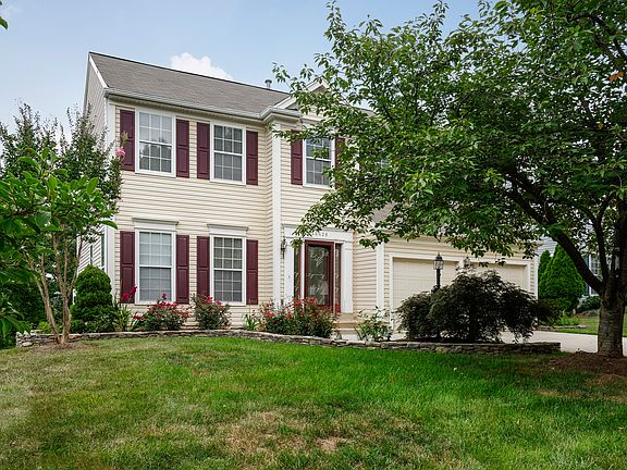 46428 Springwood Ct Sterling