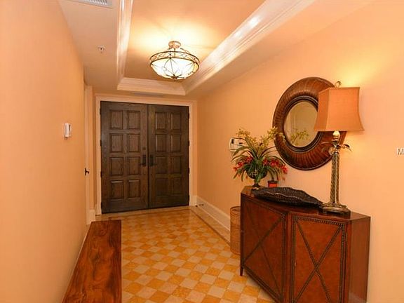 4th image of 315 New England Ave #26