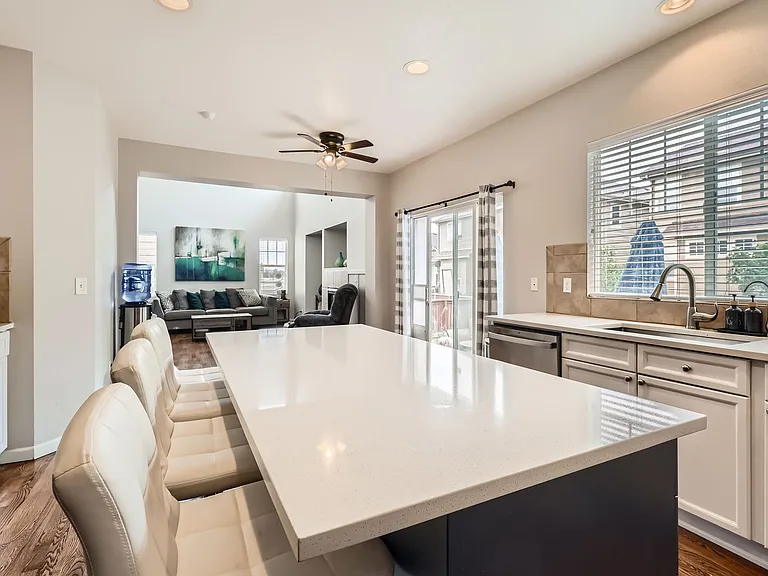12125 Helena St — Photo 14