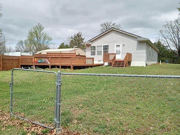 4th image of 1240 State Road N
