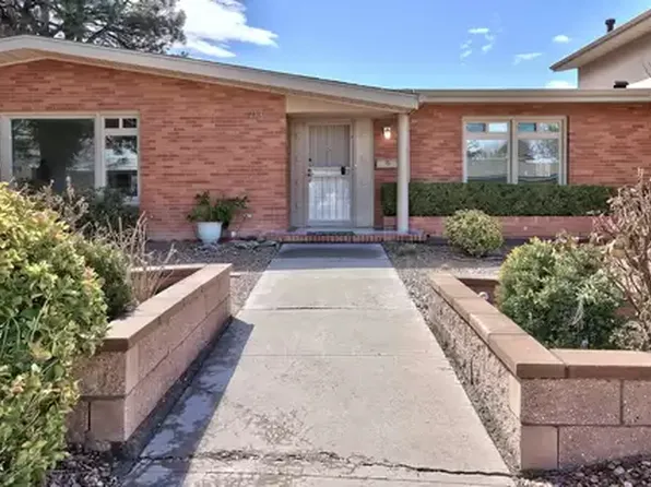 713 Montclaire Dr NE, Albuquerque, NM 87110