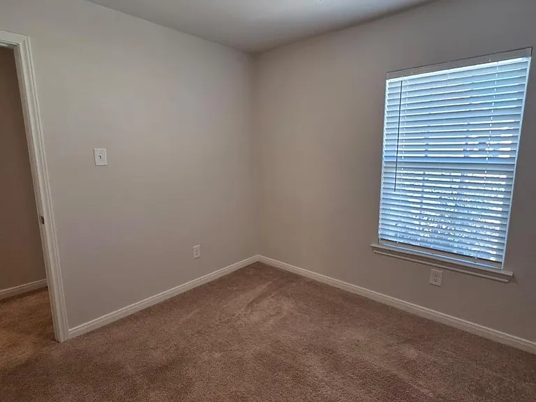 16374 Sweet Grove Dr — Photo 20