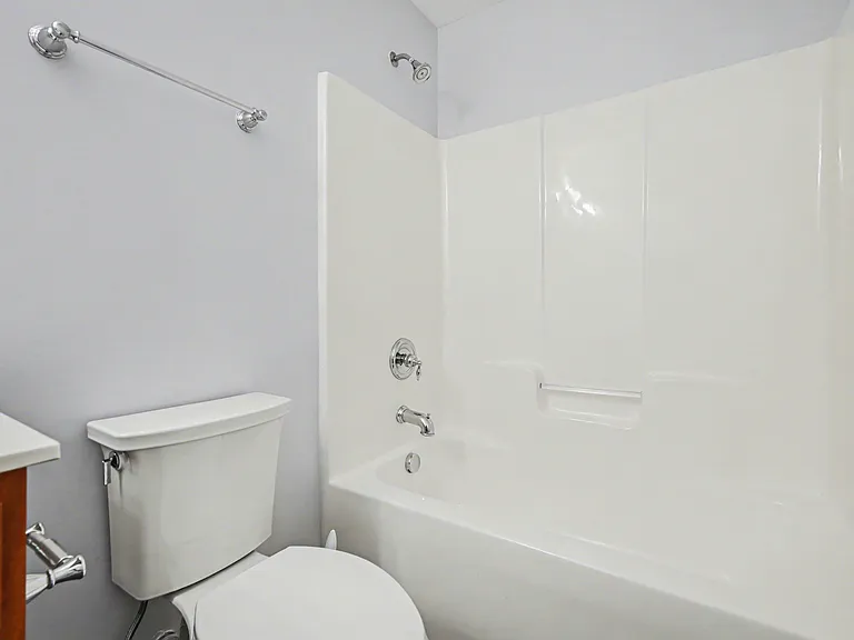 2119 Baggins Ln — Photo 26