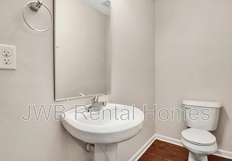 8421 McGirts Village Ln — Photo 10