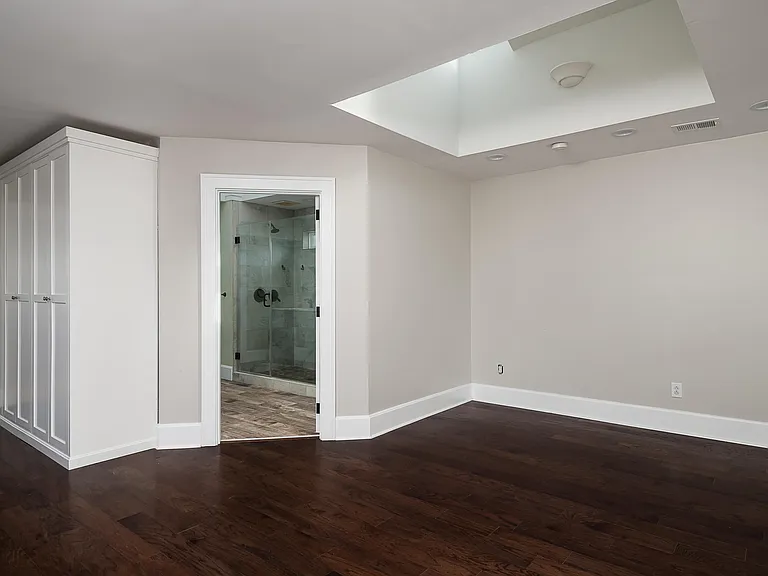 1378 Fontaine Rd — Photo 20