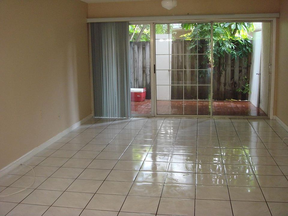 1st image of 15385 S Dixie Hwy APT 19