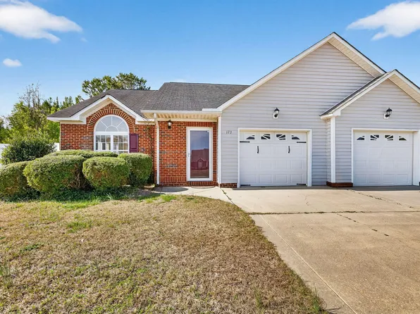173 Ariel St, Lillington, NC 27546
