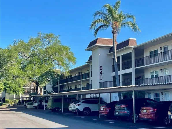 840 Virginia St APT 303, Dunedin, FL 34698