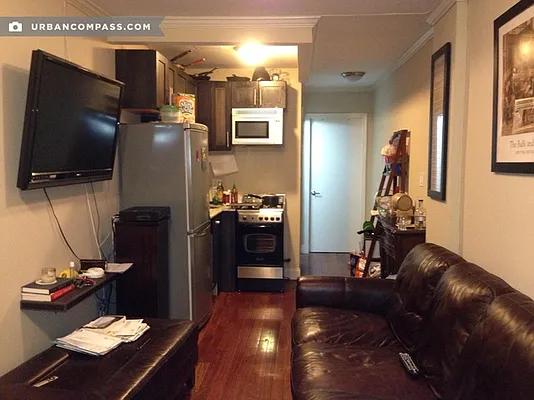 Rented by Compass | media 47