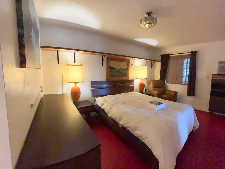 1540 W Broadway St #21 — Photo 1