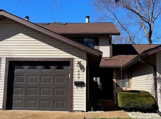 803 Westwood Rd, Maryville, IL