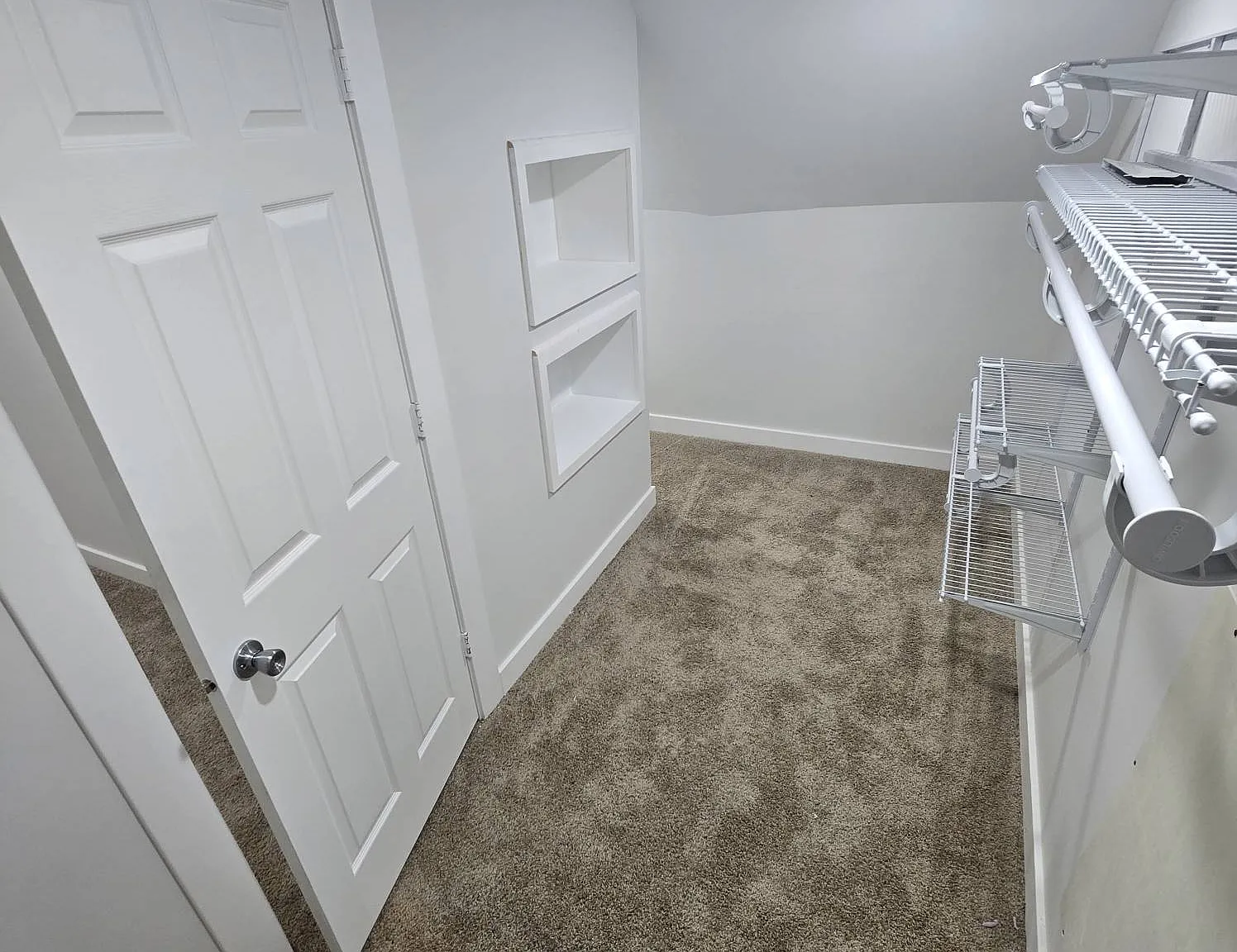 Courtland 417 - 1 — Photo 4