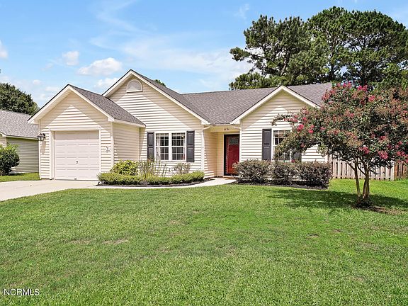 2nd image of 1131 Sunburst Way