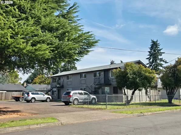 231 S 40th St, Springfield, OR 97478