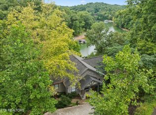 253 Broyles Dr, Caryville, TN 37714