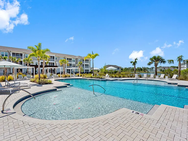 Griffon at Vero Beach — Photo 10