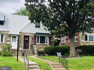 9226 Lansford St, Philadelphia, PA 19114