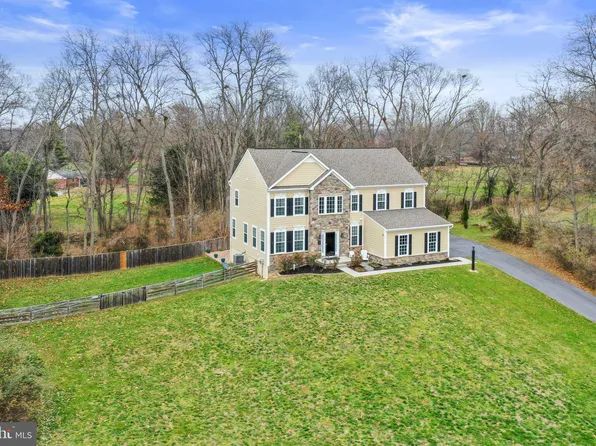 265 McQuilkin Run Way, Shepherdstown, WV 25443