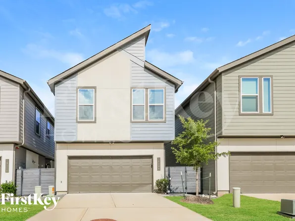 18306 W Centro Cir, Shenandoah, TX 77385