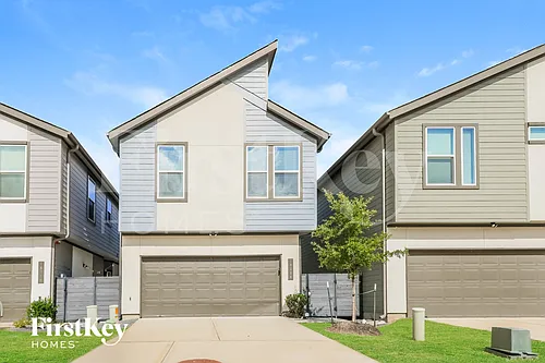 18306 W Centro Cir Photo 1