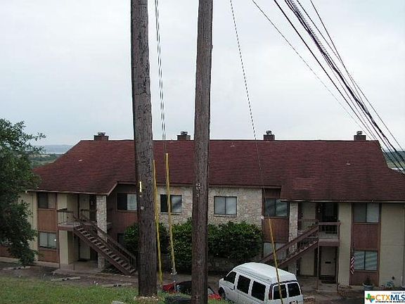 3rd image of 1226 Cougar Dr APT 14