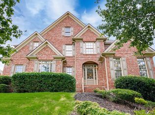 2807 Country House Ln, Buford, GA 30519