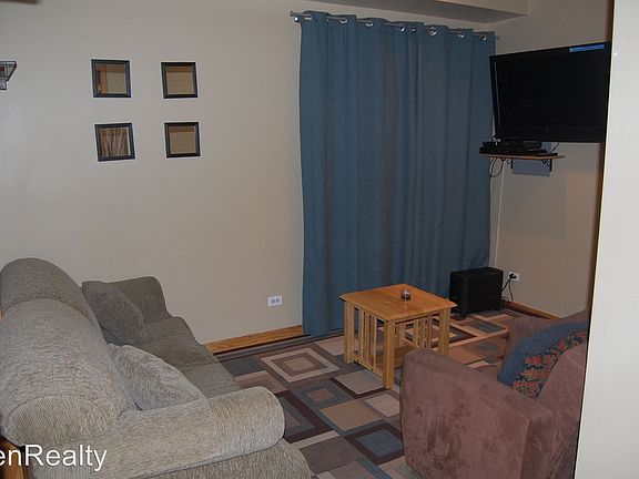 5th image of 1525 W Morse Ave APT 1F