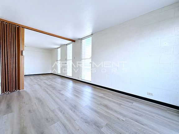 4th image of 1703 Citron St APT 201