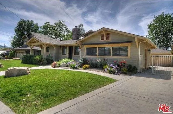 3 bed, 1400 sqft, $4,200 — Photo 3
