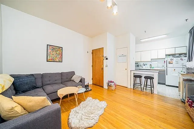 711 Willow Ave #2D — Photo 1