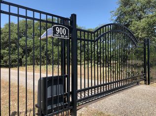 900 County Road 266, Georgetown, TX 78628