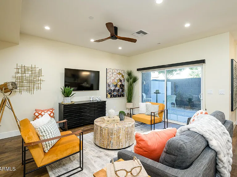 1621 W Medlock Dr — Photo 16