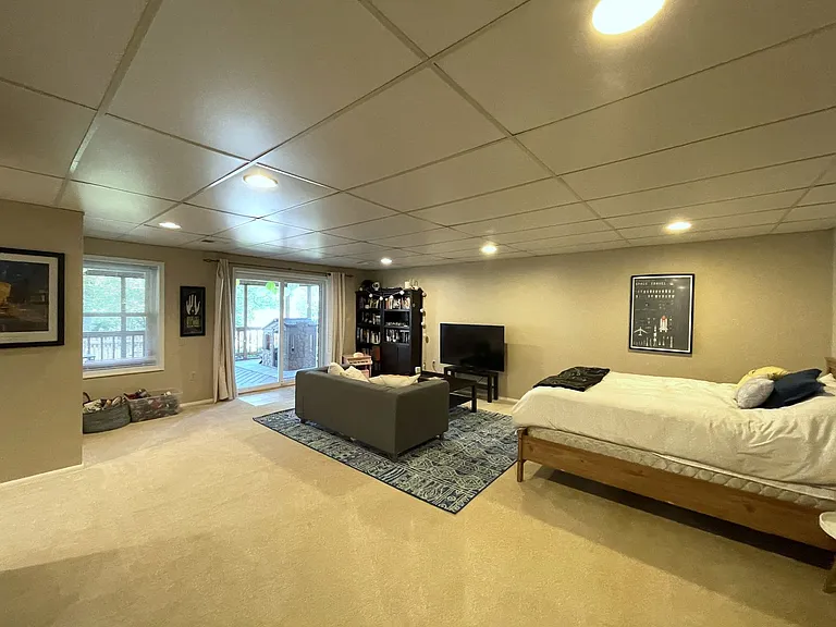 502 Clagett St SW — Photo 33