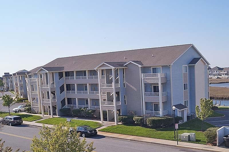 1st image of 203S S Heron Dr #302A