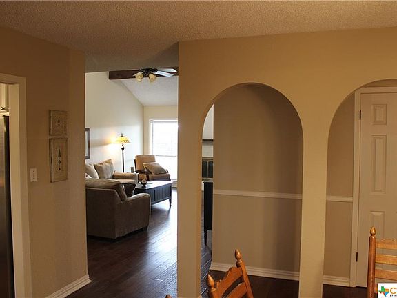 3rd image of 309 Taos Dr