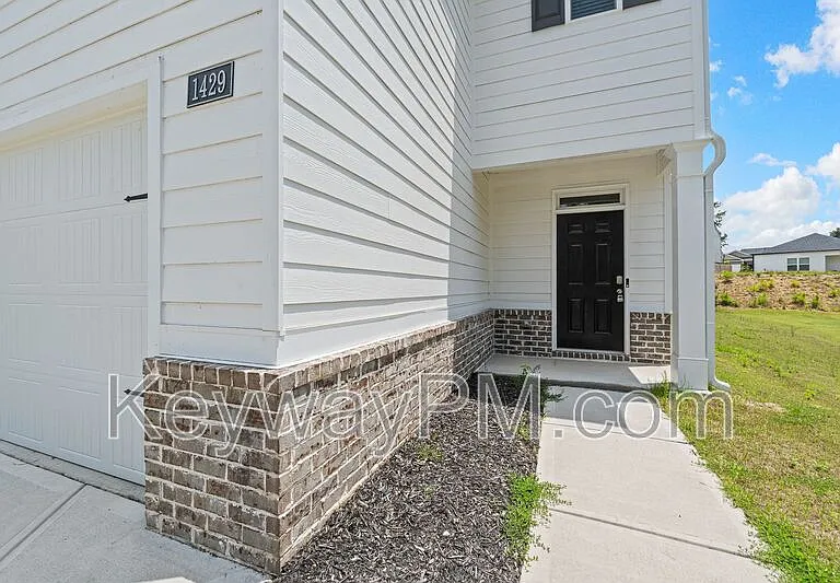 1429 Deer Hollow Run — Photo 2
