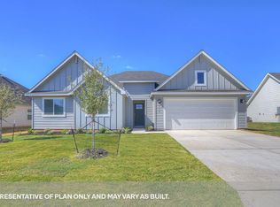 717 Tranquility Ln, Fredericksburg, TX 78624